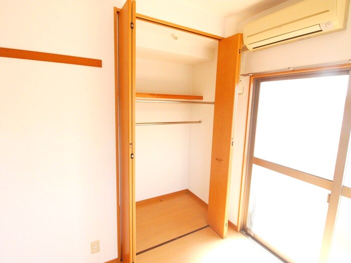 物件内観写真10　(収納)