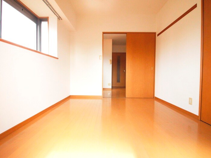 物件内観写真17　(居室)