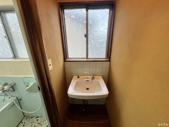 物件内観写真10　(洗面)