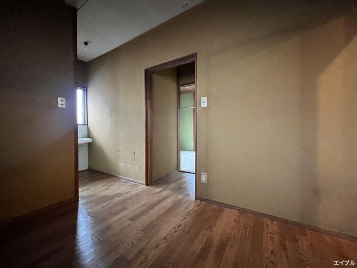 物件内観写真12　(廊下)