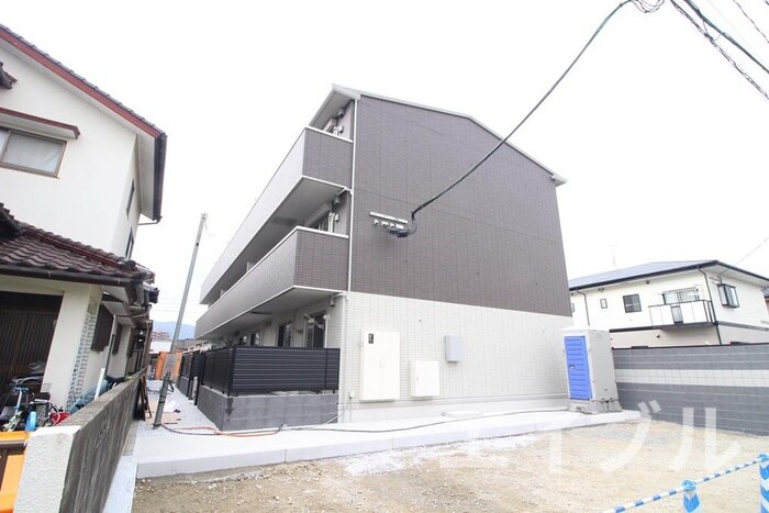 物件外観写真1　(外観写真)