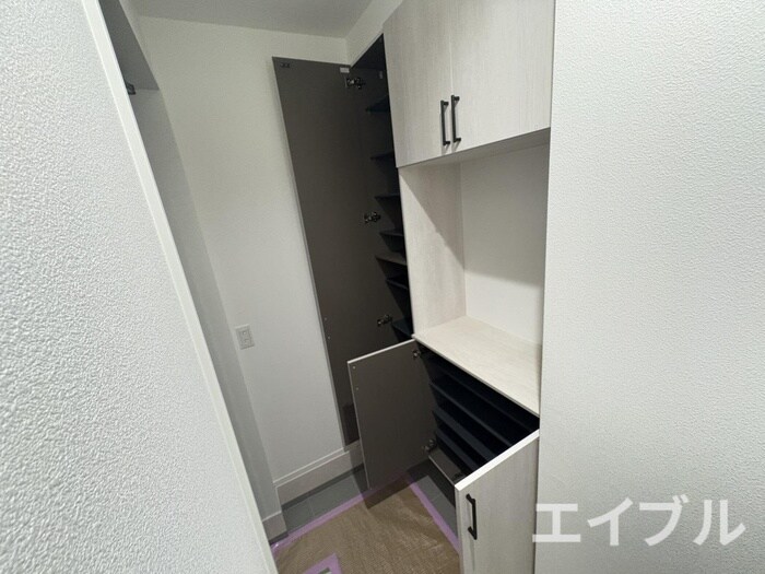 物件内観写真10　(靴箱)