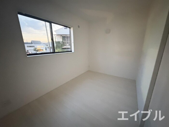 物件内観写真15　(居室)