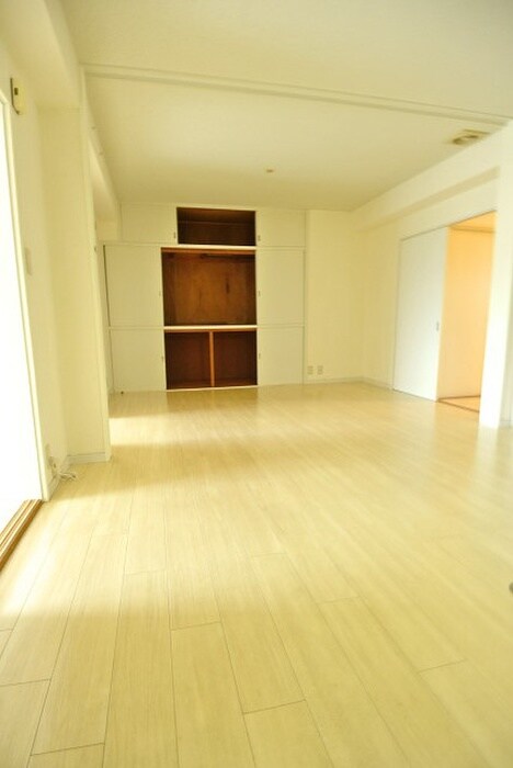 物件内観写真5　(居室)