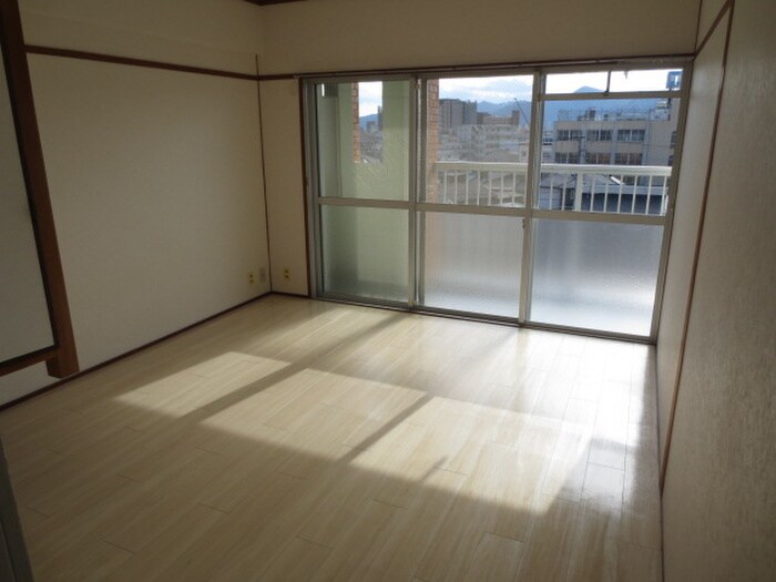 物件内観写真13　(居室)