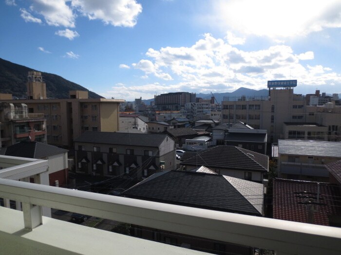 物件内観写真15　(室内からの展望)