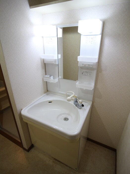 物件内観写真9　(洗面)