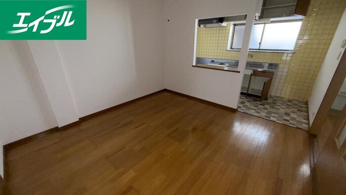 物件内観写真18　(居室)