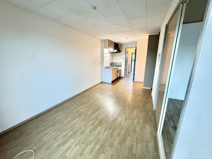 物件内観写真4　(居室)