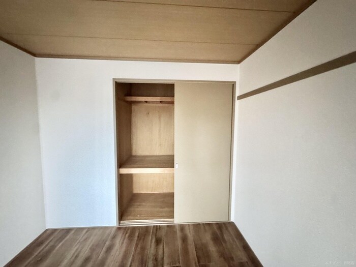 物件内観写真10　(収納)
