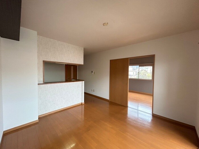 物件内観写真4　(居室)