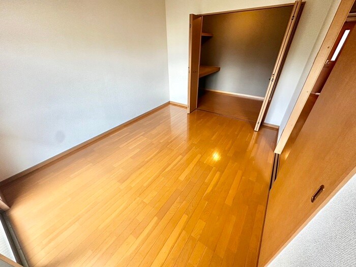 物件内観写真5　(居室)