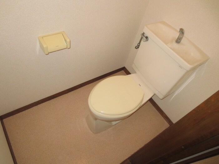 物件内観写真9　(トイレ)