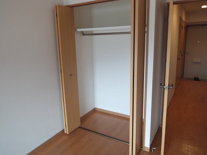 物件内観写真16　(収納)