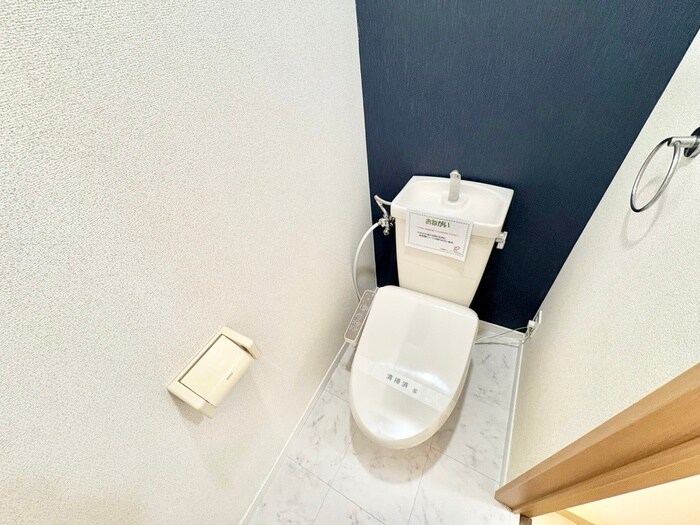 物件内観写真12　(トイレ)