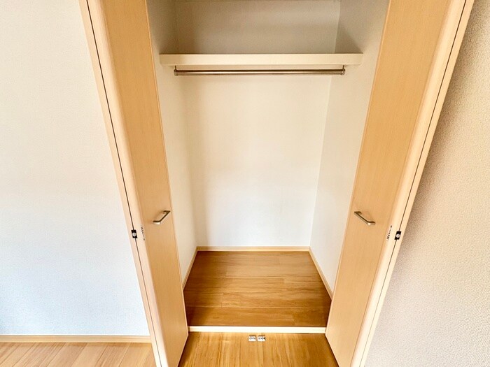 物件内観写真13　(収納)