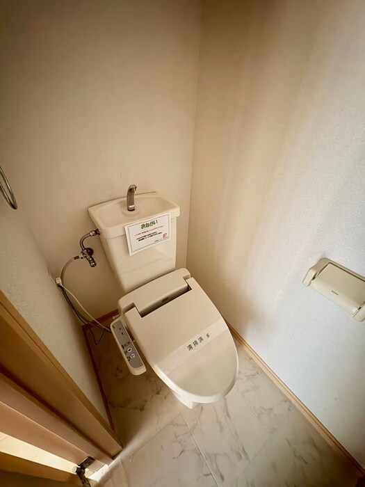 物件内観写真17　(トイレ)