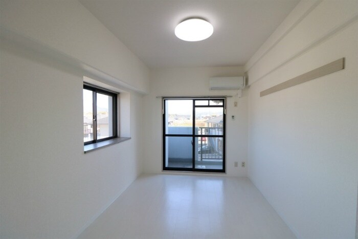 物件内観写真13　(居室)