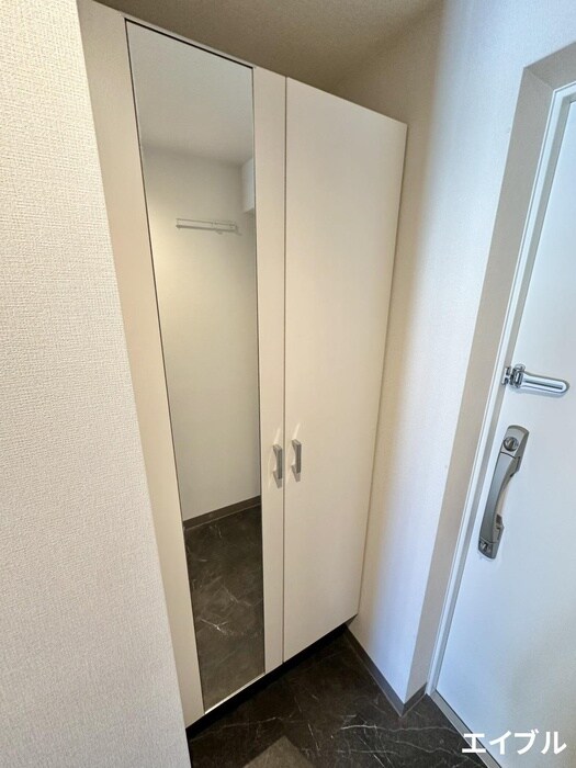 物件内観写真21　(玄関)
