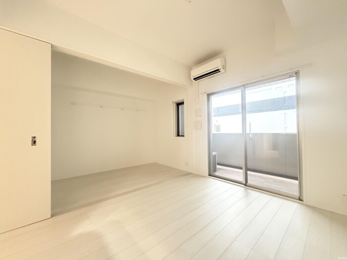 物件内観写真10　(居室)