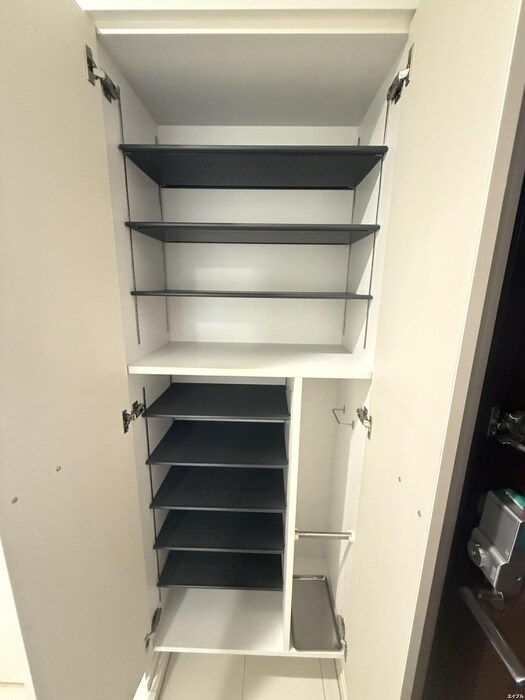 物件内観写真20　(靴箱)