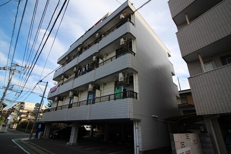 ヴィラ春日原外観写真