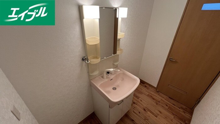 物件内観写真12　(洗面)