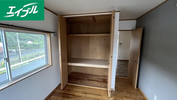 物件内観写真14　(収納)