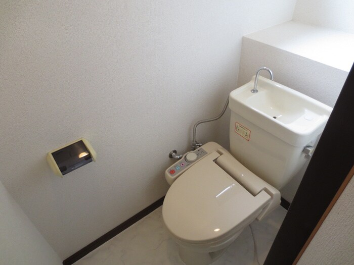 物件内観写真13　(トイレ)