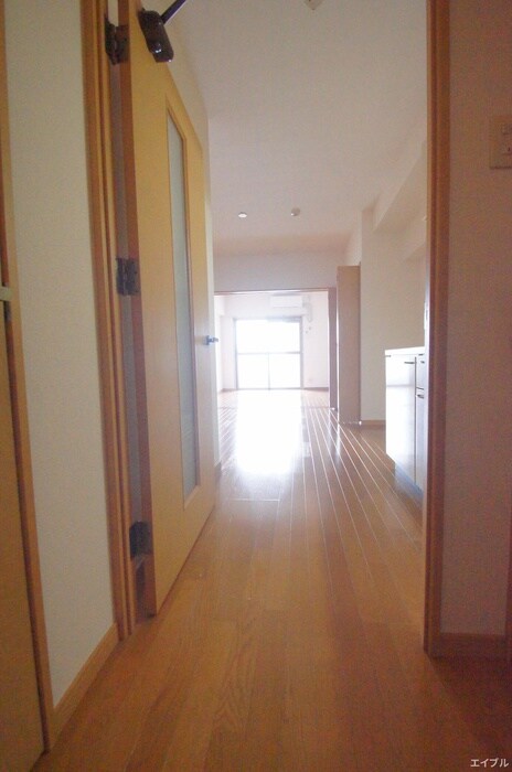 物件内観写真21　(廊下)
