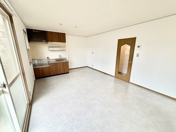 物件内観写真4　(居室)