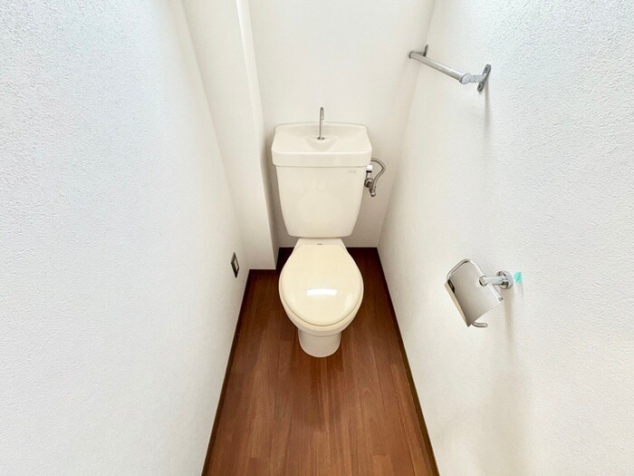 物件内観写真7　(トイレ)