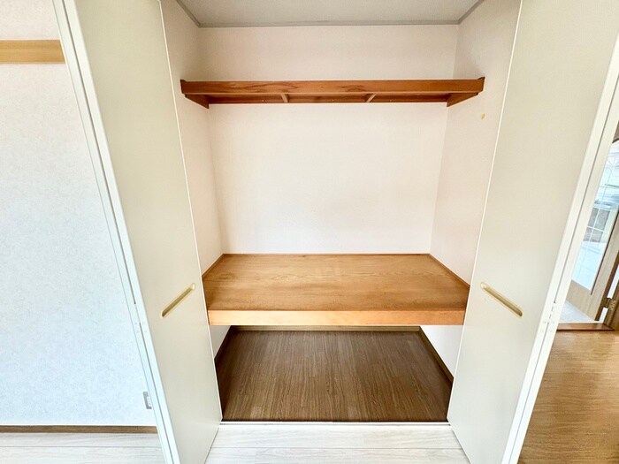 物件内観写真9　(収納)