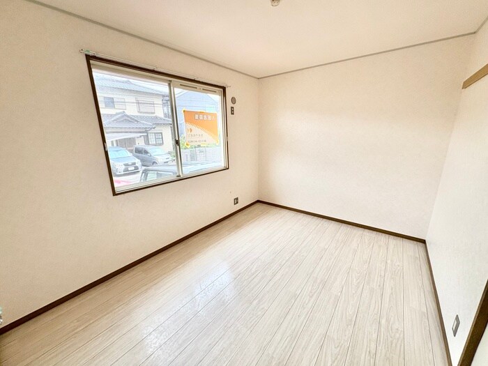 物件内観写真15　(居室)