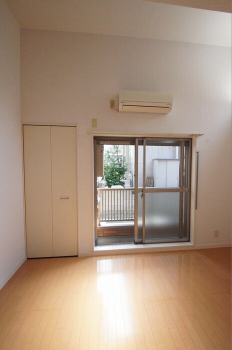 物件内観写真15　(居室)