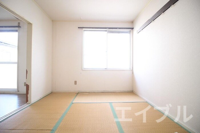 物件内観写真8　(居室)