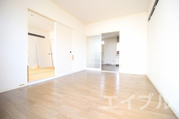 物件内観写真9　(居室)