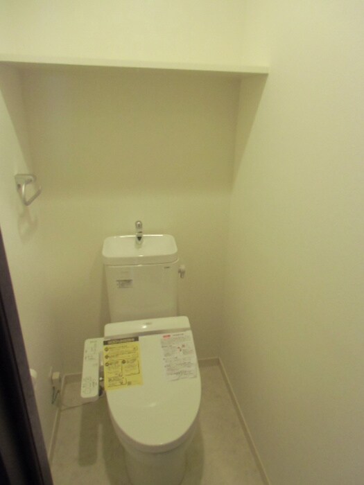 物件内観写真14　(トイレ)