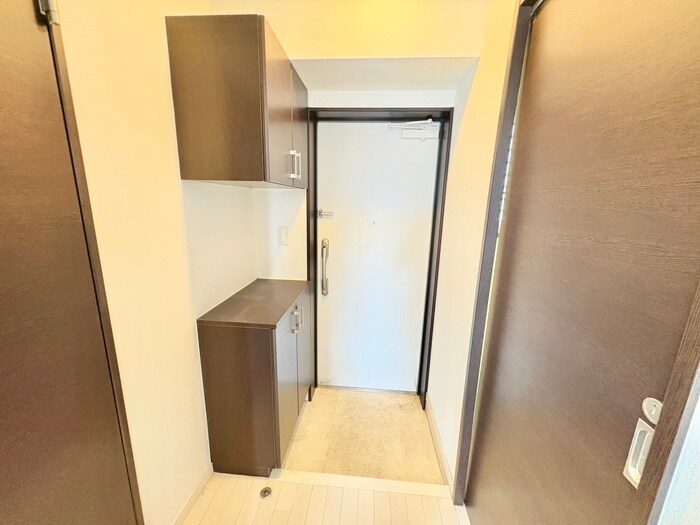 物件内観写真15　(玄関)