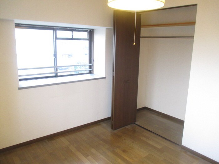 物件内観写真10　(収納)