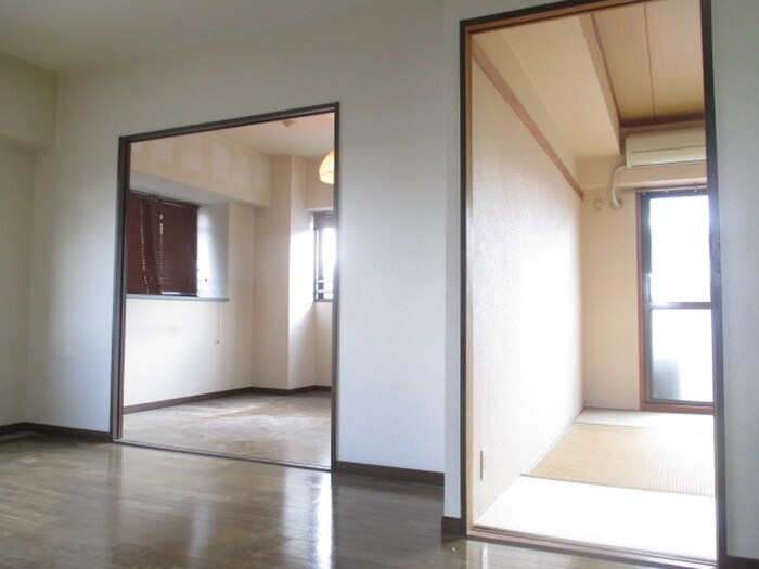 物件内観写真22　(居室)