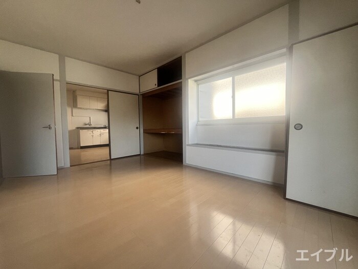 物件内観写真8　(居室)