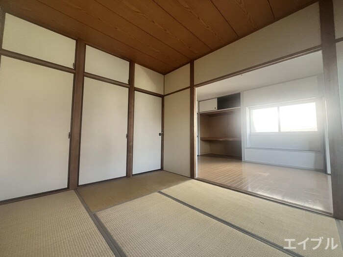 物件内観写真9　(居室)