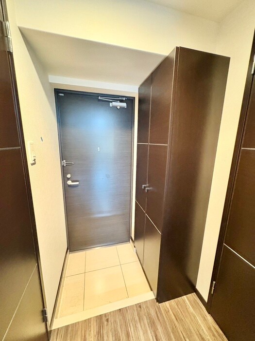 物件内観写真14　(玄関)