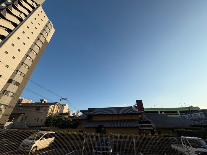 物件内観写真15　(室内からの展望)