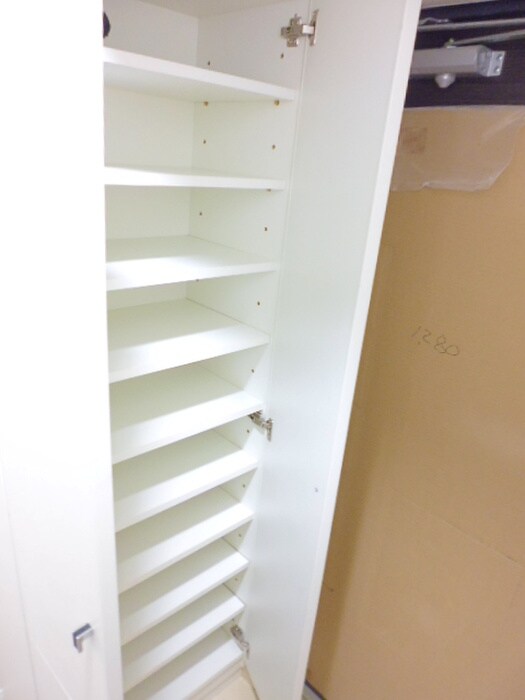 物件内観写真15　(靴箱)