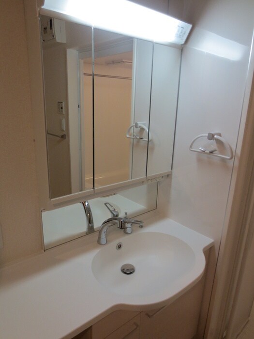 物件内観写真5　(洗面)