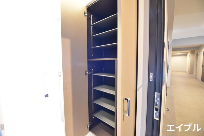 物件内観写真18　(靴箱)