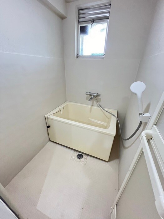 第５共立ビルのバス