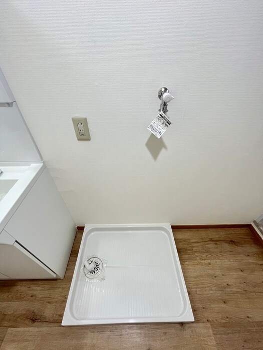 第５共立ビルの洗濯機置場